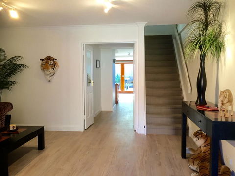Superb Townhouse In North Adelaide - Accommodation Main Beach 19