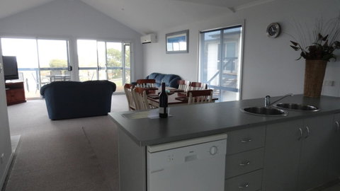 Kangaroo Island Bayview Villas - Accommodation Main Beach 13