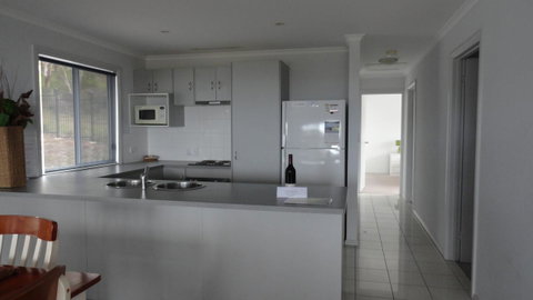 Kangaroo Island Bayview Villas - Accommodation Main Beach 2
