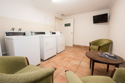 The Chancellor On Currie - Accommodation Main Beach 30