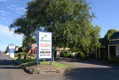 Arkana Motor Inn & Terrace Apartments - Accommodation Main Beach 29