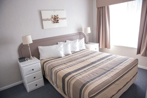 Arkana Motor Inn & Terrace Apartments - Accommodation Main Beach 20