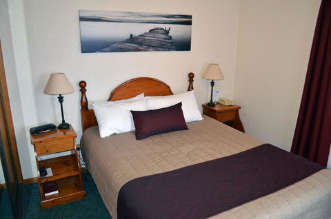 Arkana Motor Inn & Terrace Apartments - Accommodation Main Beach 14