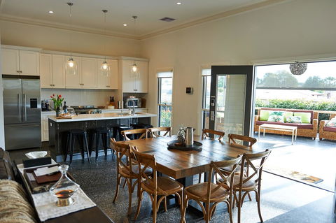 Barossa Bed & Breakfast - Accommodation Main Beach 7