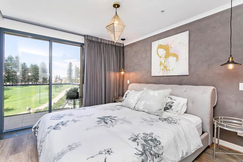 Heart Of Glenelg BnB - Accommodation Main Beach 0