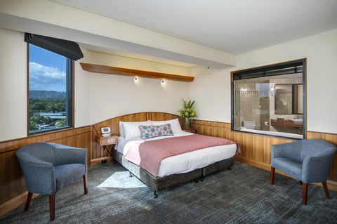 Arkaba Hotel - Accommodation Main Beach 4