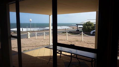 Wallaroo Sunset Home - Accommodation Main Beach 22