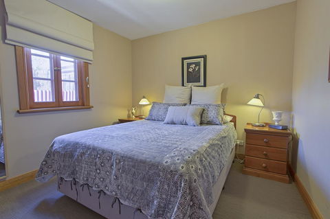 Tanunda Cottages - Accommodation Main Beach 3