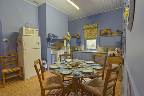 Tanunda Cottages - Accommodation Main Beach 12