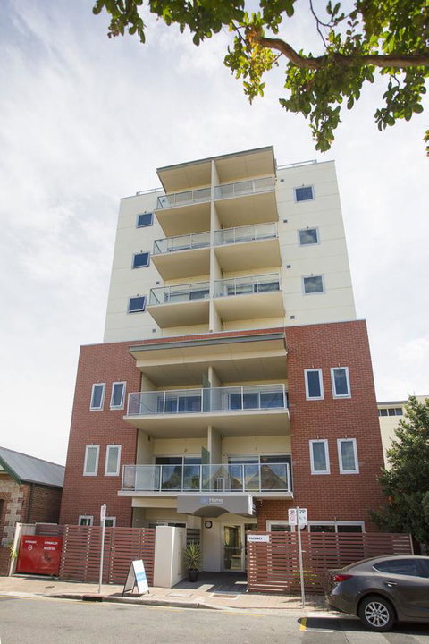 Hume Serviced Apartments - Accommodation Main Beach 15