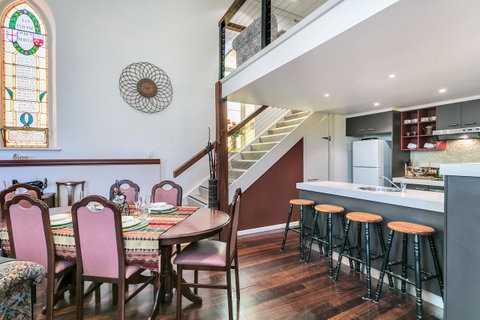 \'THE CHURCH\' Guest Home, Gawler Barossa Region - Accommodation Main Beach 2