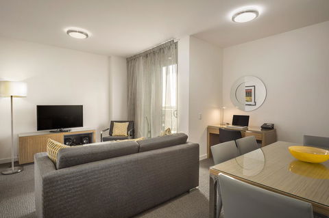 Quest King William South - Accommodation Main Beach 11