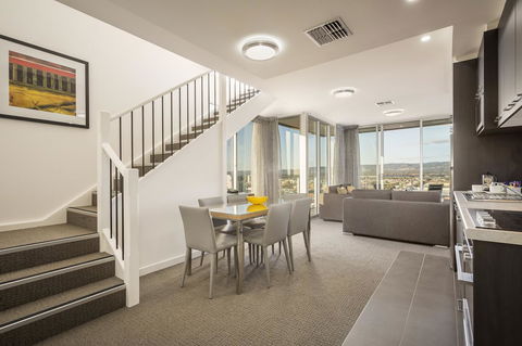 Quest King William South - Accommodation Main Beach 5