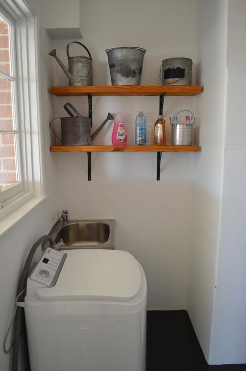 Two Cow Cottage Bed & Breakfast - Accommodation Main Beach 30