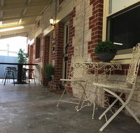 Two Cow Cottage Bed  Breakfast - Accommodation Main Beach