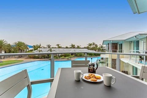 Pacific Blue 278-265 Sandy Pt Rd- Dual Key Access, Wifi, Linen And Air Conditioning - Accommodation Main Beach 0