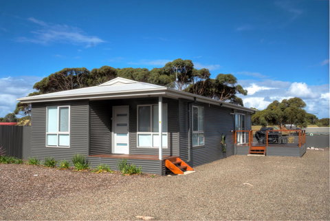 Home On Torrens - Accommodation Main Beach 22