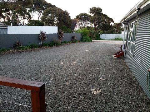 Home On Torrens - Accommodation Main Beach 4