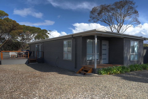 Home On Torrens - Accommodation Main Beach 23