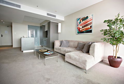 Adelaide DressCircle Apartments - North Terrace - Accommodation Main Beach 20