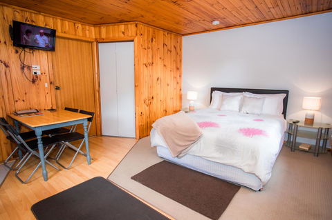Seppelts View Cabins - Accommodation Main Beach 34