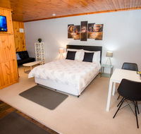 Seppelts View Cabins - Accommodation Main Beach