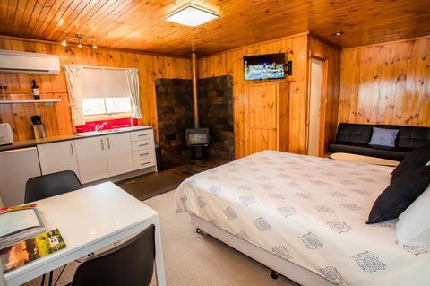 Seppelts View Cabins - Accommodation Main Beach 39