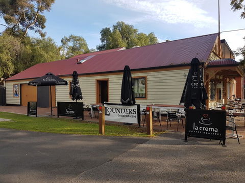 Adelaide Style Accommodation-Close To City-North Adelaide-3 Bdrm- FREE Parking - Accommodation Main Beach 44