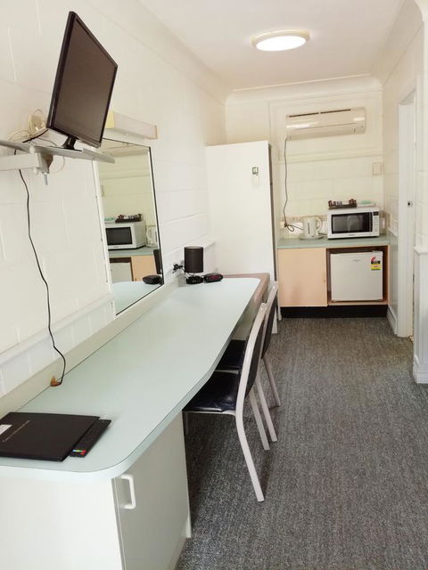 Arcadia Motel - Accommodation Main Beach 26