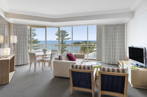 Crowne Plaza Terrigal Pacific, An IHG Hotel - Accommodation Main Beach 44