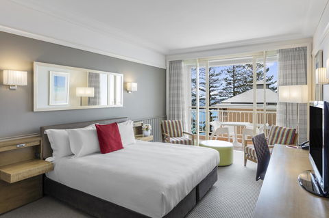 Crowne Plaza Terrigal Pacific, An IHG Hotel - Accommodation Main Beach 4