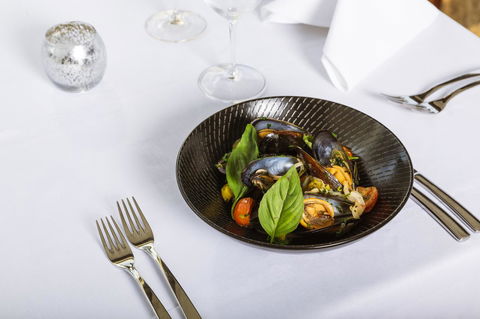 Crowne Plaza Terrigal Pacific, An IHG Hotel - Accommodation Main Beach 12