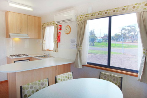 Discovery Parks - Whyalla Foreshore - Accommodation Main Beach 7