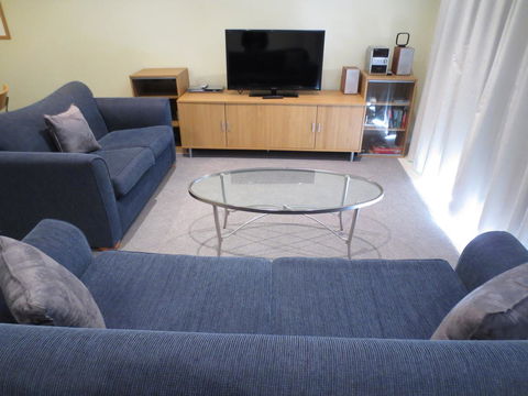 Lights Landing Apartments - Accommodation Main Beach 33