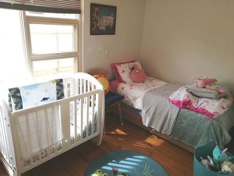 Hilda Anna's - Accommodation Main Beach 2