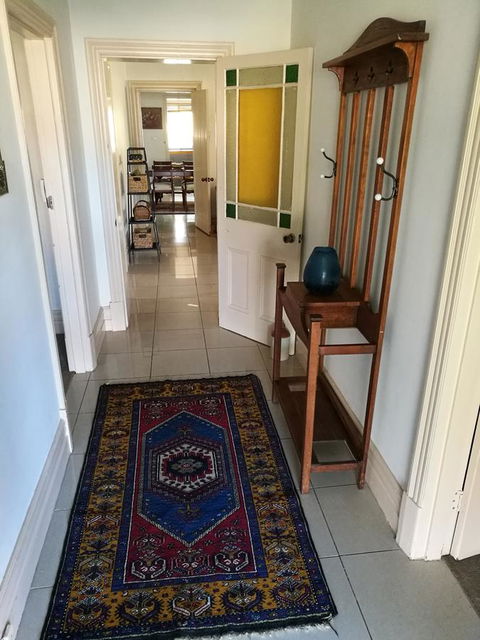 Hilda Anna's - Accommodation Main Beach 1