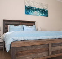Smugglers Inn Studio Apartments - Accommodation Main Beach