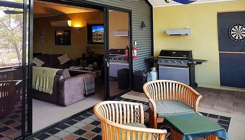 Riverview Rise Retreats - Accommodation Main Beach 10