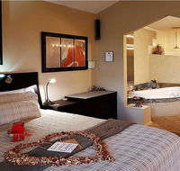 Romantic Getaways at Riverview Rise Retreats - Accommodation Main Beach
