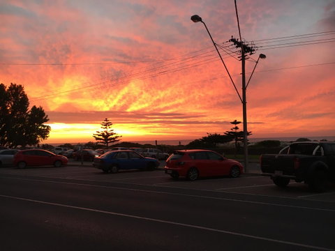 Adelaide - Semaphore Beach Front - Accommodation Main Beach 4