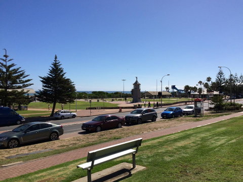 Adelaide - Semaphore Beach Front - Accommodation Main Beach 24