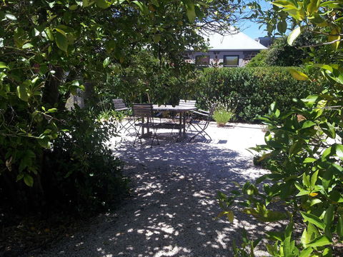 Mataro Cottage - Accommodation Main Beach 33