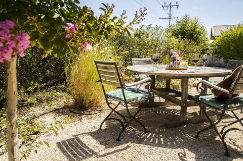 Mataro Cottage - Accommodation Main Beach 30
