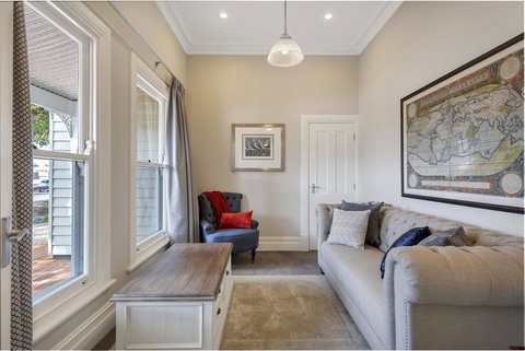 Grandview Accommodation - The Elm Tree Apartments - Accommodation Main Beach 21