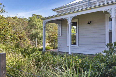 Grandview Accommodation - The Elm Tree Apartments - Accommodation Main Beach 28