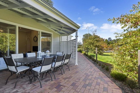 Grandview Accommodation - The Elm Tree Apartments - Accommodation Main Beach 26