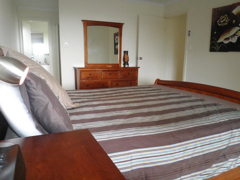 The Haven - Island Beach - Accommodation Main Beach 10