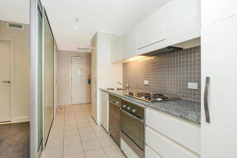 Pier Luxury Apartments - Accommodation Main Beach 14