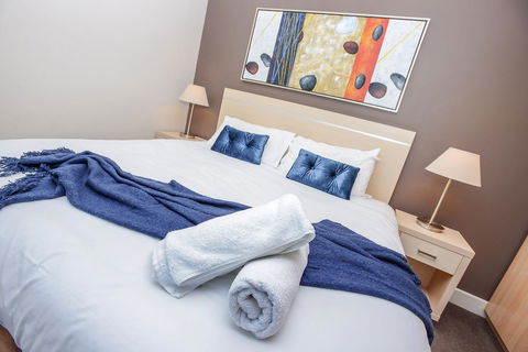 Pier Luxury Apartments - Accommodation Main Beach 27