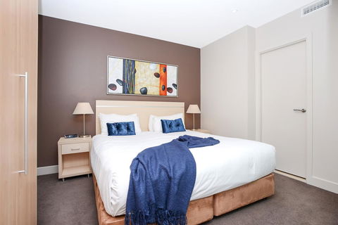 Pier Luxury Apartments - Accommodation Main Beach 17